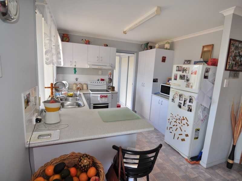 8 Canberra Ave, Cooloola Cove QLD 4580