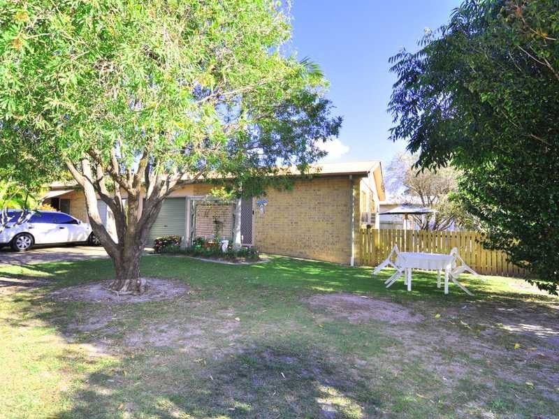 Unit/1 & 2  36 TREVALLY STREET, Tin Can Bay QLD 4580