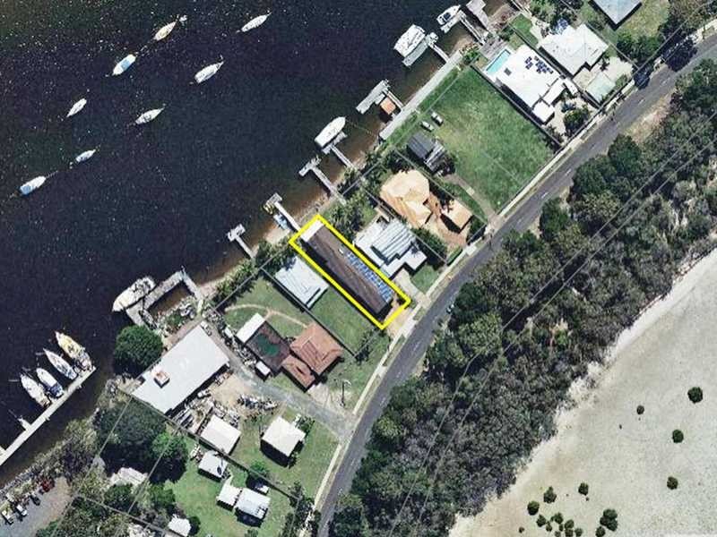 18 Esplanade, Tin Can Bay QLD 4580
