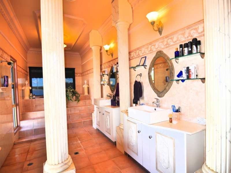 18 Esplanade, Tin Can Bay QLD 4580