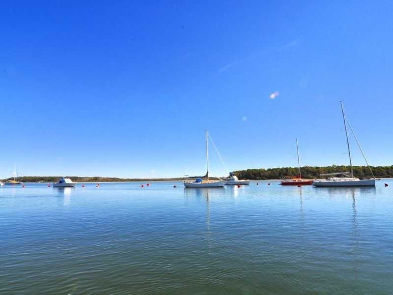 18 Esplanade, Tin Can Bay QLD 4580
