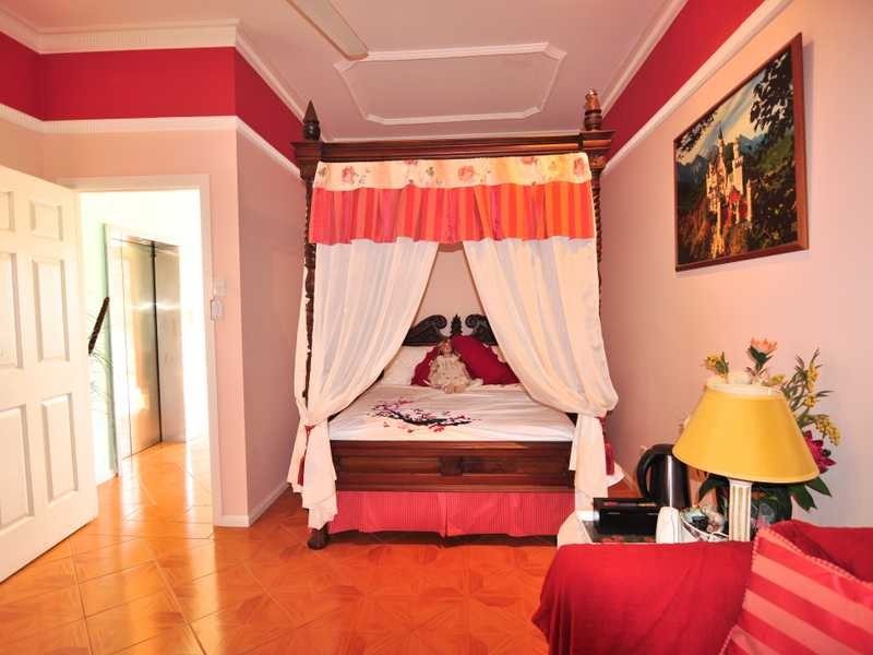 18 Esplanade, Tin Can Bay QLD 4580