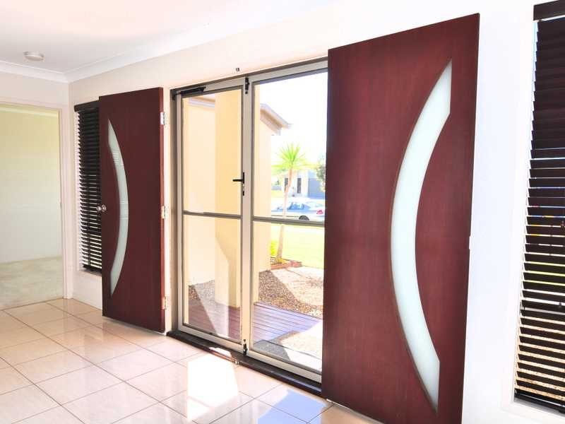 54 CREEKSIDE ESPLANADE, Cooloola Cove QLD 4580