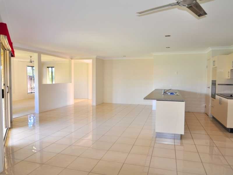 54 CREEKSIDE ESPLANADE, Cooloola Cove QLD 4580