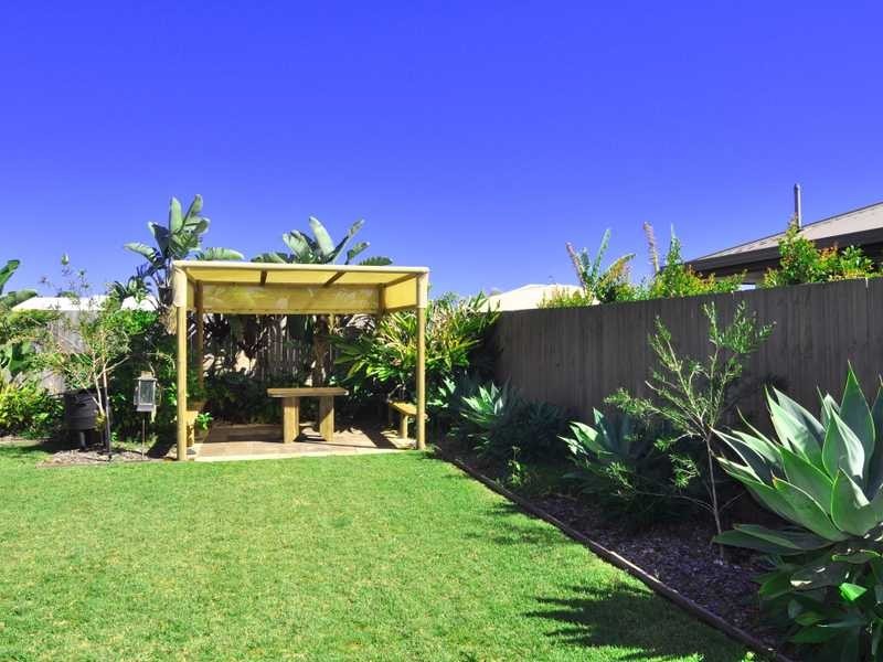 54 CREEKSIDE ESPLANADE, Cooloola Cove QLD 4580