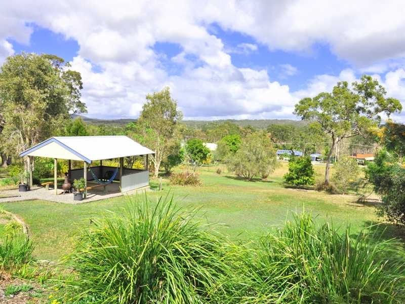 80 Bay Side Road, Cooloola Cove QLD 4580