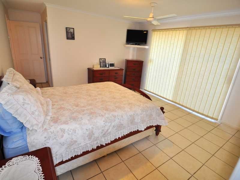 6 Tailor Street, Tin Can Bay QLD 4580