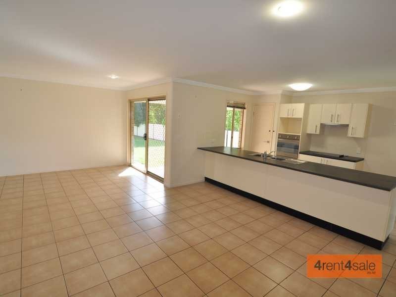 11 Dreadnought Avenue, Cooloola Cove QLD 4580