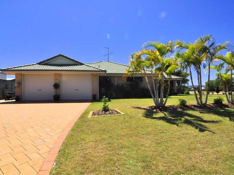 2 ACACIA CRESCENT, Tin Can Bay QLD 4580