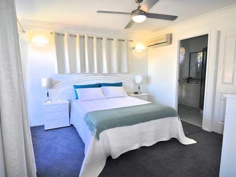 2 ACACIA CRESCENT, Tin Can Bay QLD 4580