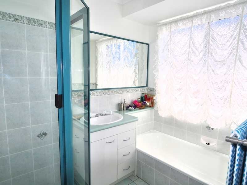 2 ACACIA CRESCENT, Tin Can Bay QLD 4580