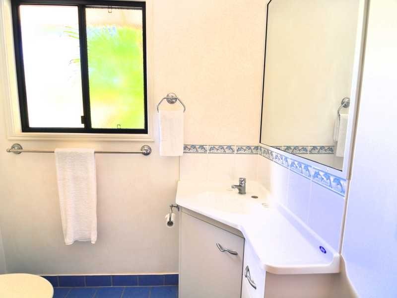 33 GOLDEN HIND AVENUE, Cooloola Cove QLD 4580