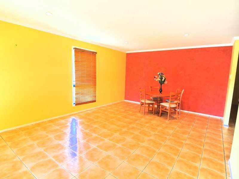 33 GOLDEN HIND AVENUE, Cooloola Cove QLD 4580