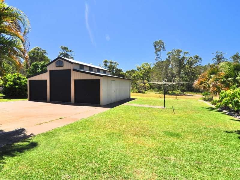33 GOLDEN HIND AVENUE, Cooloola Cove QLD 4580