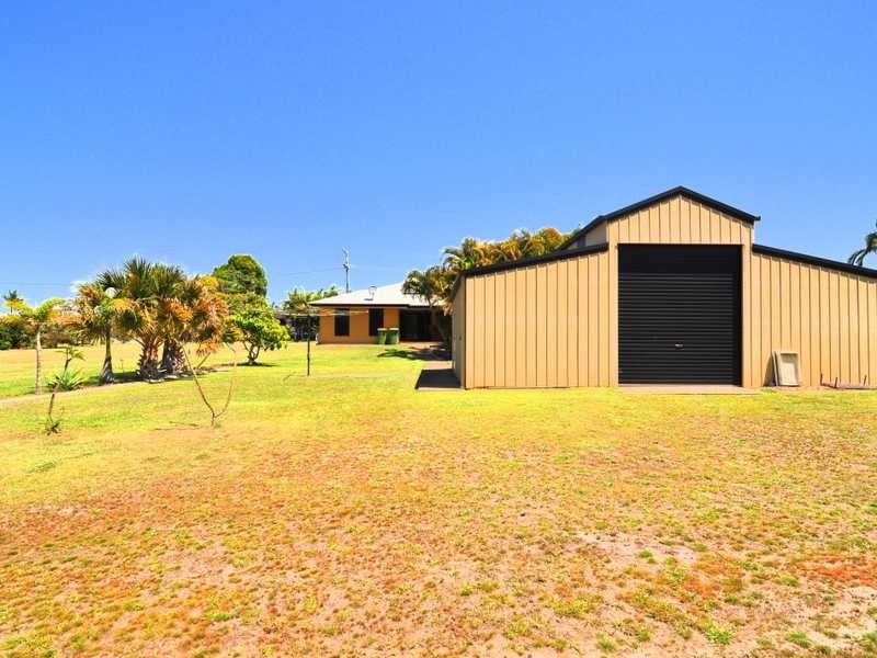 33 GOLDEN HIND AVENUE, Cooloola Cove QLD 4580