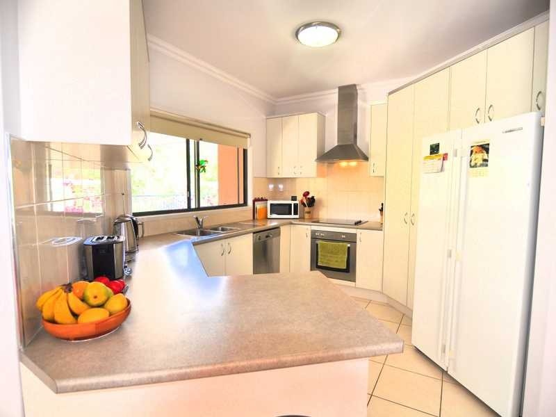 1 LOMANDRA AVENUE, Cooloola Cove QLD 4580