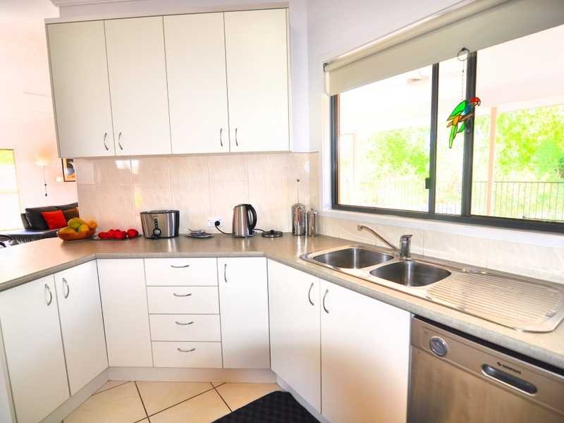 1 LOMANDRA AVENUE, Cooloola Cove QLD 4580