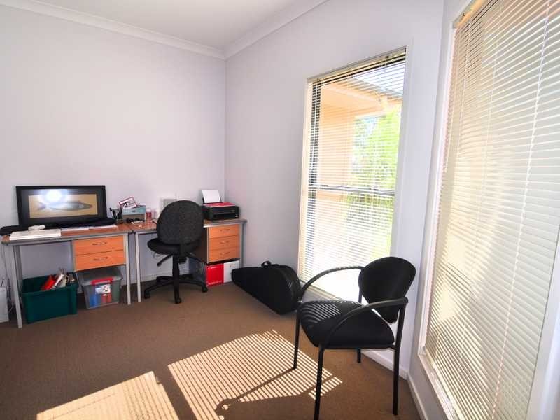 1 LOMANDRA AVENUE, Cooloola Cove QLD 4580