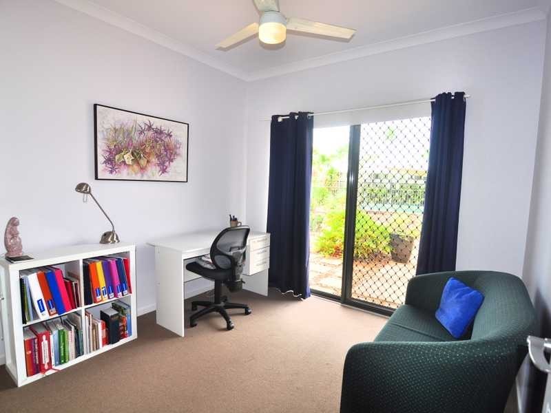 1 LOMANDRA AVENUE, Cooloola Cove QLD 4580