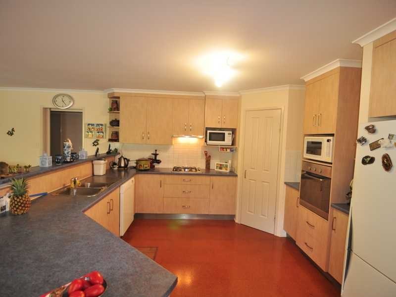 32 Tom Thumb Court, Cooloola Cove QLD 4580