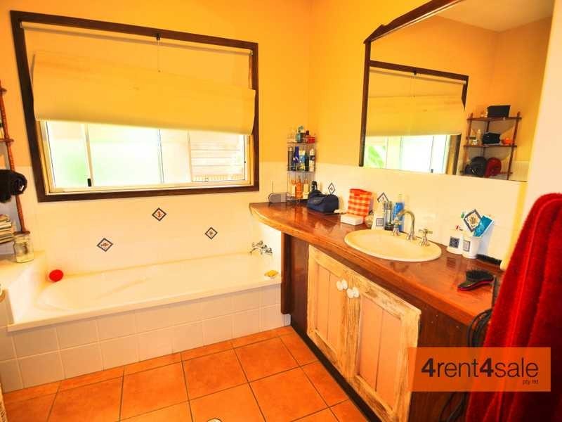 2 Sentinel Court, Cooloola Cove QLD 4580