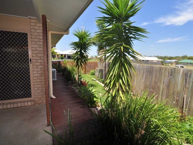 24 Callistemon Cresent, Tin Can Bay QLD 4580