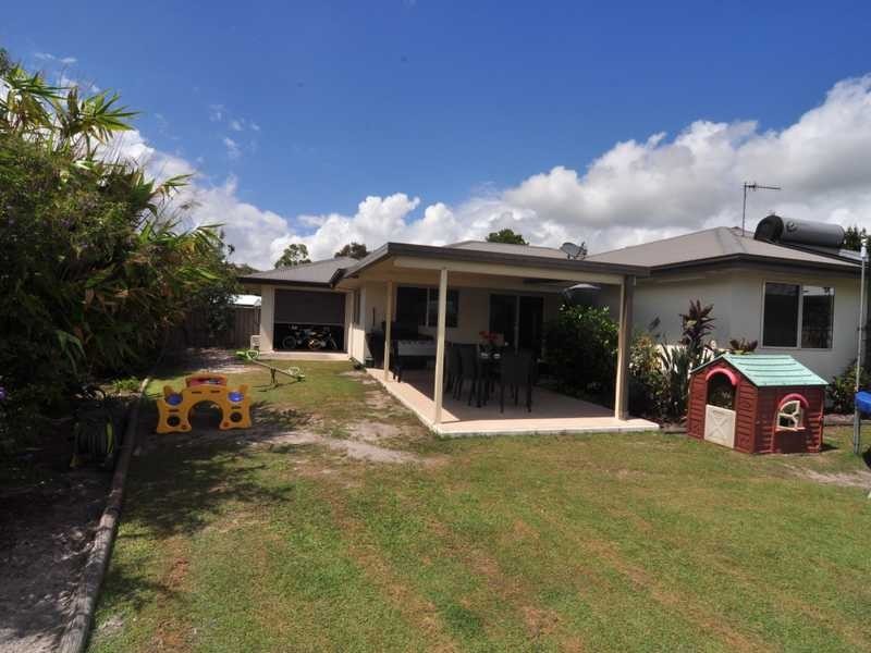 56 Fyshburn Drive, Cooloola Cove QLD 4580