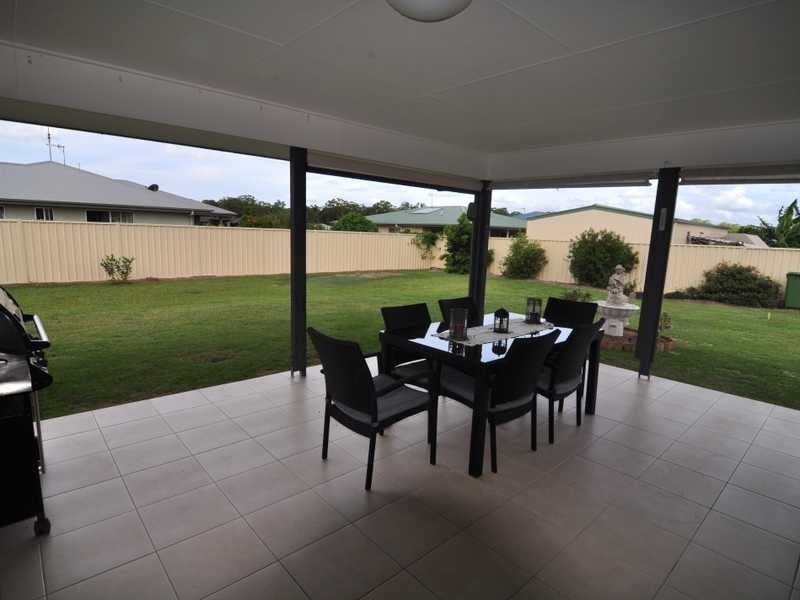 90 Fyshburn Drive, Cooloola Cove QLD 4580