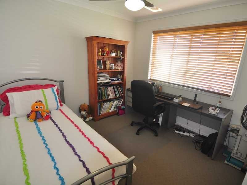 90 Fyshburn Drive, Cooloola Cove QLD 4580