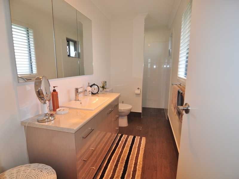 5 TANGAROA STREET, Tin Can Bay QLD 4580