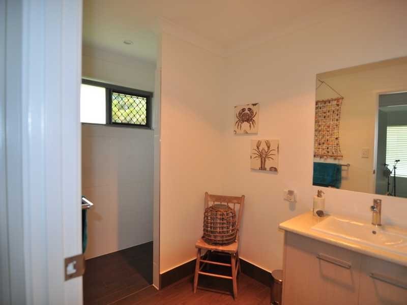 5 TANGAROA STREET, Tin Can Bay QLD 4580