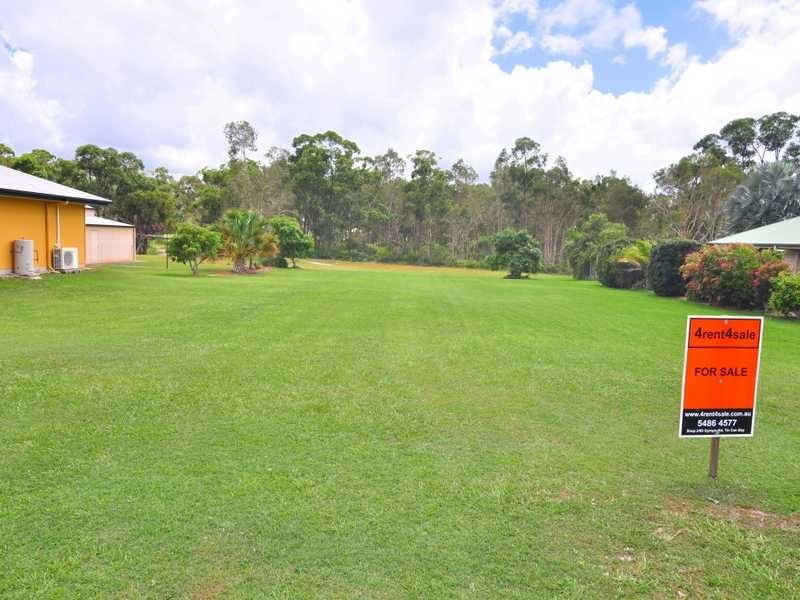 35 Golden Hind Avenue, Cooloola Cove QLD 4580