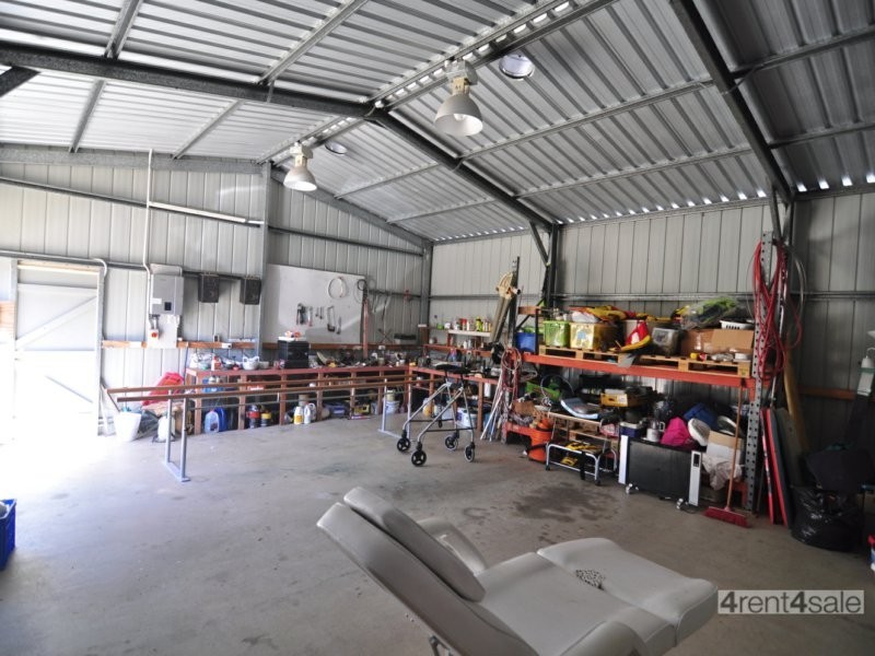 76 Gympie Road, Tin Can Bay QLD 4580