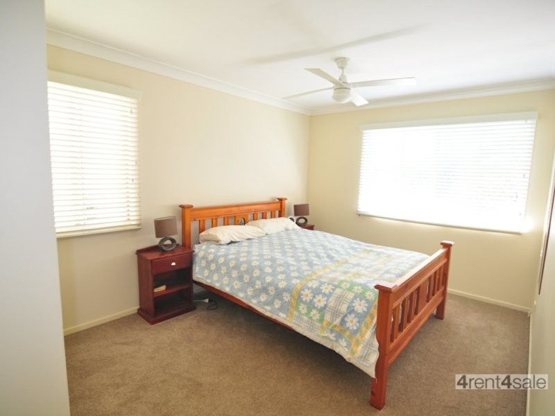 76 Gympie Road, Tin Can Bay QLD 4580
