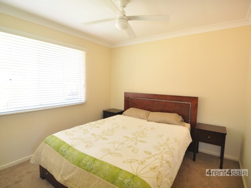 76 Gympie Road, Tin Can Bay QLD 4580