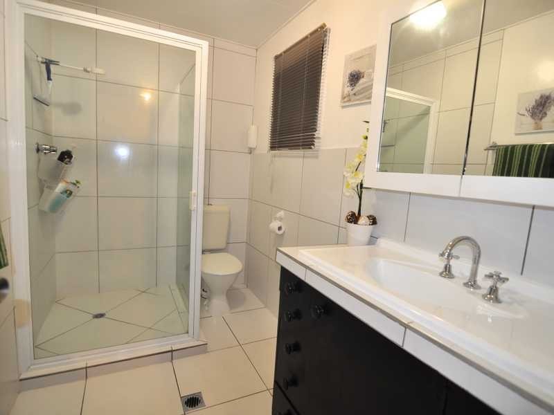 4 VICTORY COURT, Cooloola Cove QLD 4580