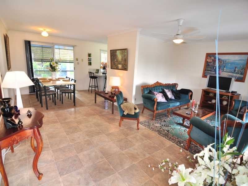 4 VICTORY COURT, Cooloola Cove QLD 4580