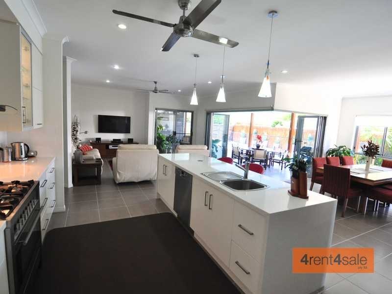 24 Elanda Court, Tin Can Bay QLD 4580