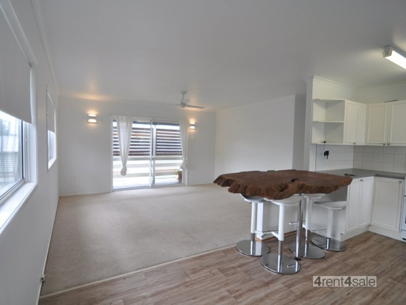 22 Tailor Street, Tin Can Bay QLD 4580