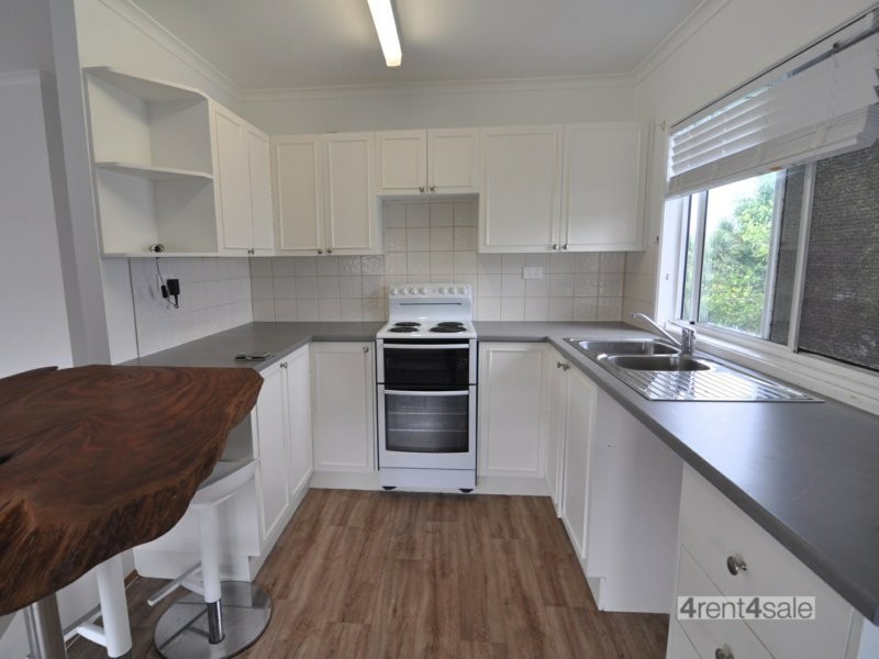22 Tailor Street, Tin Can Bay QLD 4580