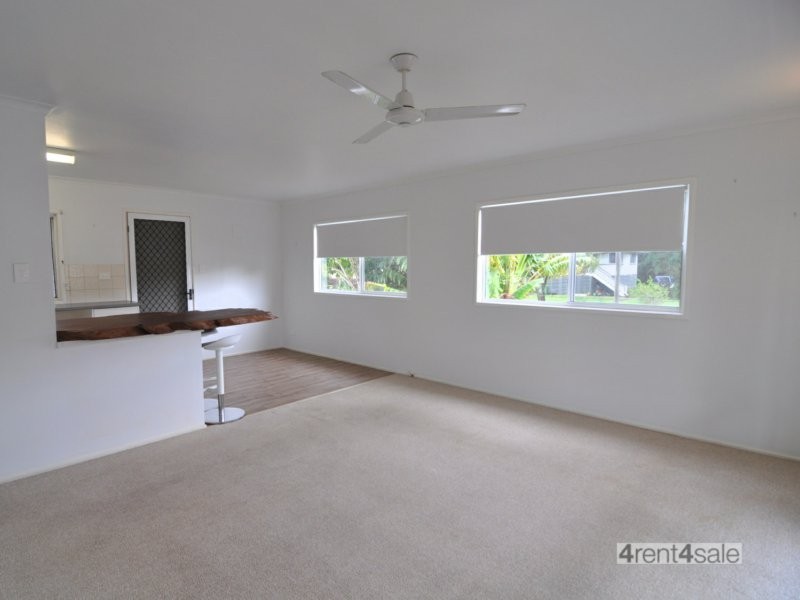22 Tailor Street, Tin Can Bay QLD 4580