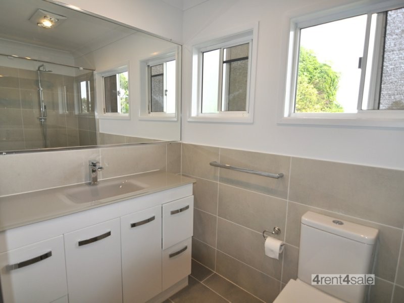 22 Tailor Street, Tin Can Bay QLD 4580