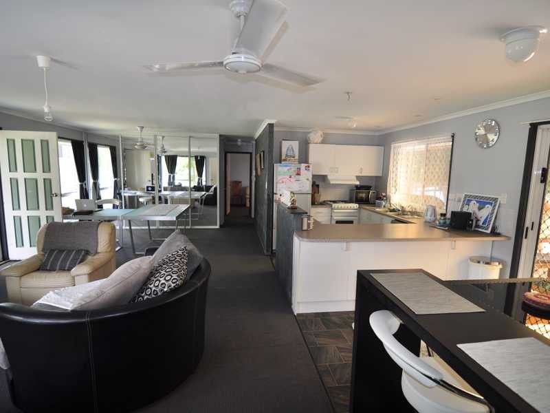 11 Aquitania Court, Cooloola Cove QLD 4580