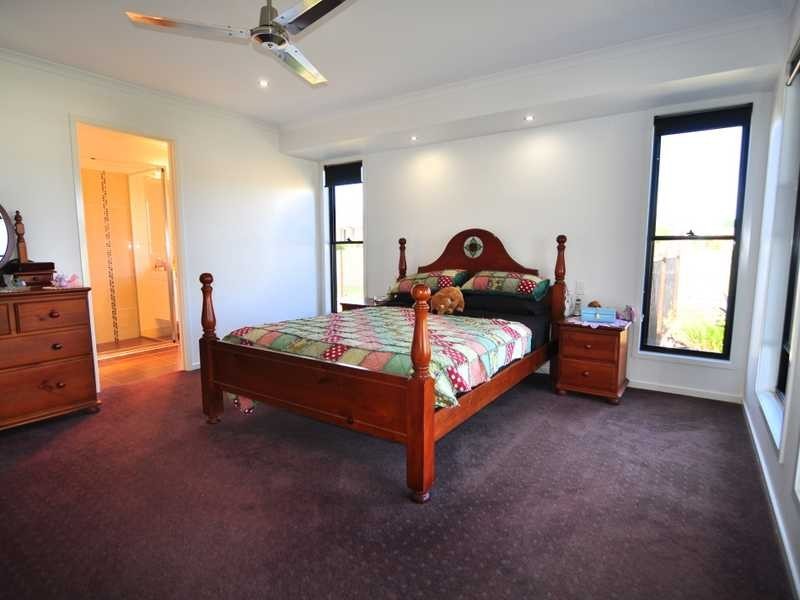 51 Sterling Castle Road, Tin Can Bay QLD 4580