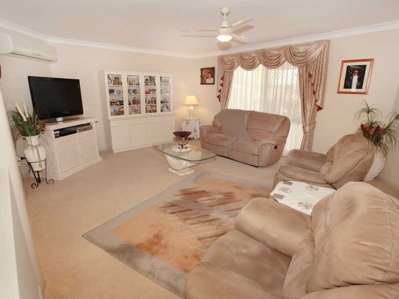 26 Kanimbla Avenue, Cooloola Cove QLD 4580