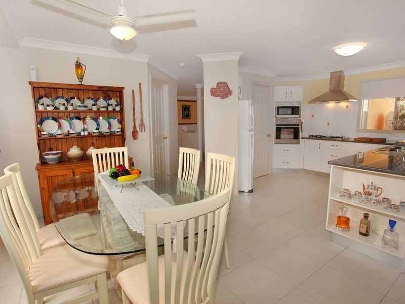 26 Kanimbla Avenue, Cooloola Cove QLD 4580