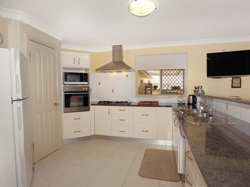 26 Kanimbla Avenue, Cooloola Cove QLD 4580