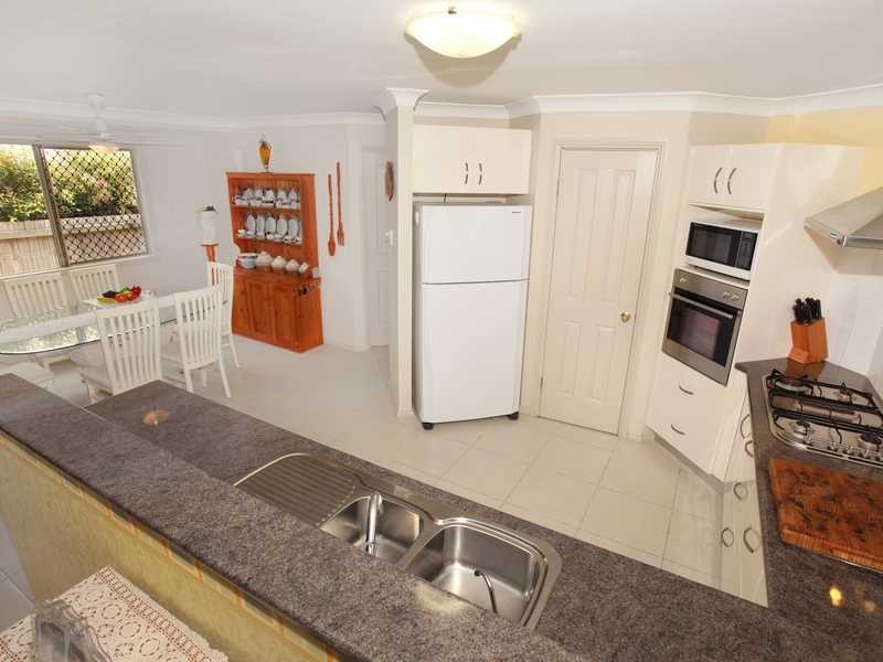 26 Kanimbla Avenue, Cooloola Cove QLD 4580