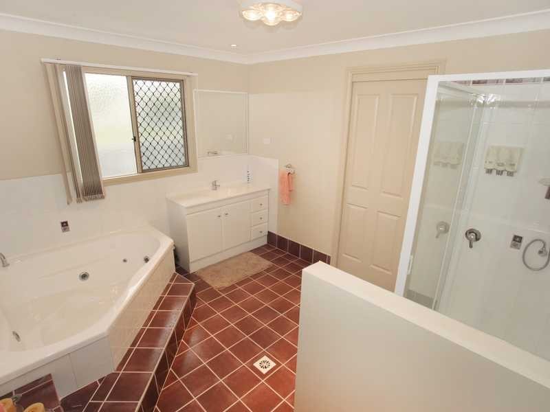 26 Kanimbla Avenue, Cooloola Cove QLD 4580