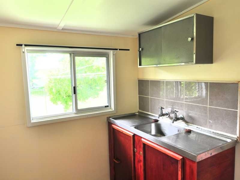 9 King Street, Tin Can Bay QLD 4580